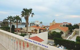 Zambas Coral Bay Apartment